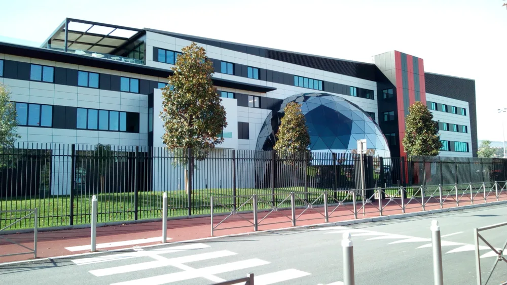 Groupe SPADA - Bâtiment, Environnement, Promotion et Aménagement sur la Côte d'Azur • Centre d’Entraînement et de Formation de l’OGC Nice